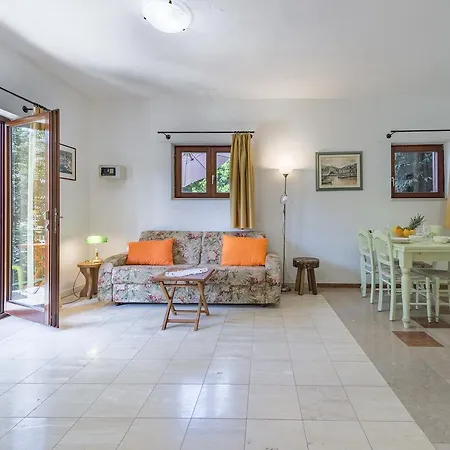 Napoleon Apartment Jelsa (Hvar)