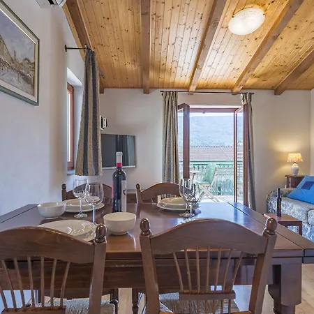 Napoleon Apartment
