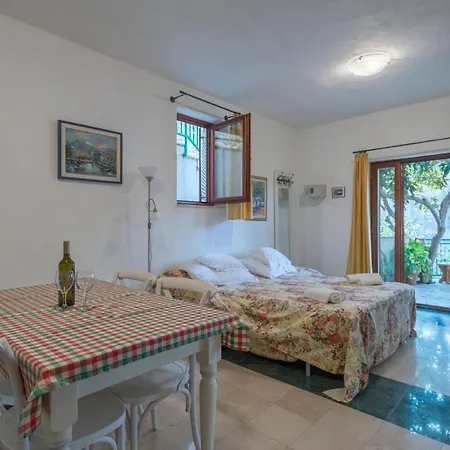Napoleon * Jelsa (Hvar)